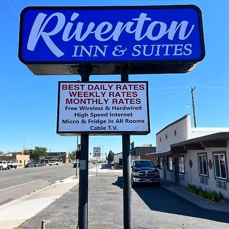 Riverton Inn & Suites ריברטון מראה חיצוני תמונה