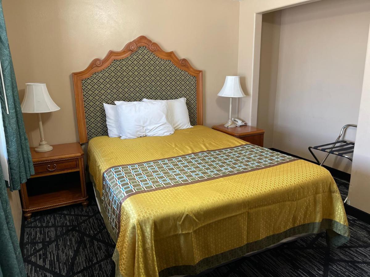 Riverton Inn & Suites ריברטון מראה חיצוני תמונה