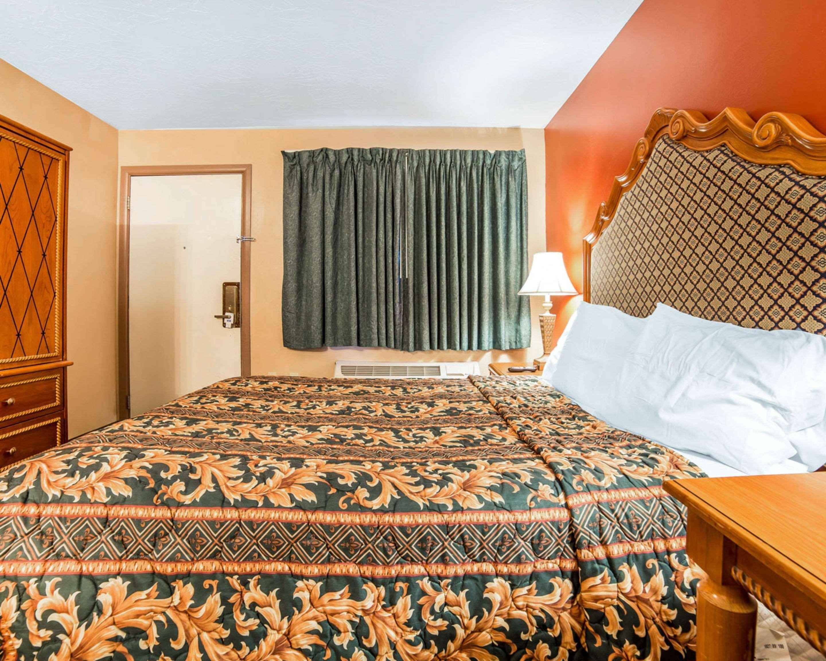 Riverton Inn & Suites ריברטון מראה חיצוני תמונה