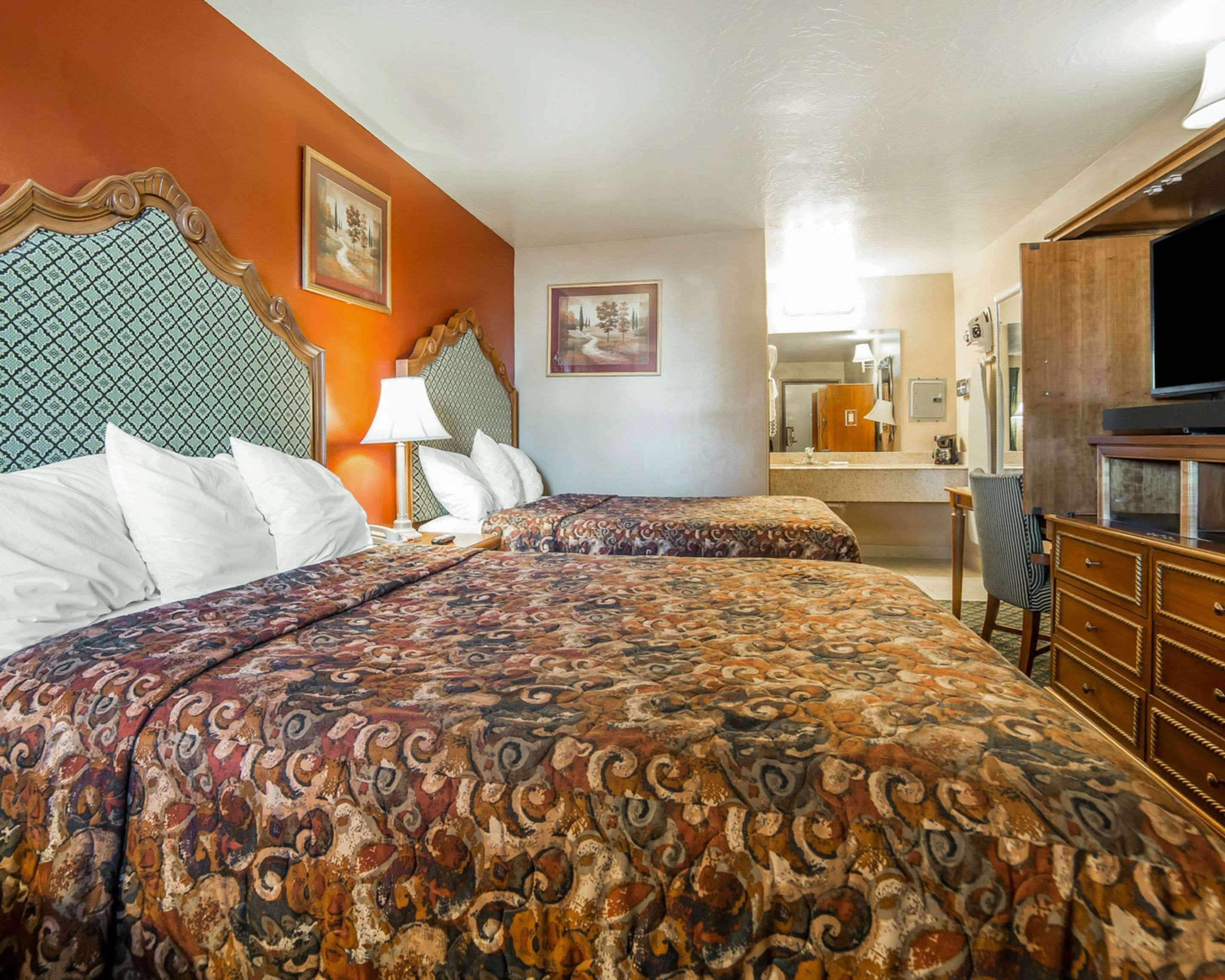 Riverton Inn & Suites ריברטון מראה חיצוני תמונה
