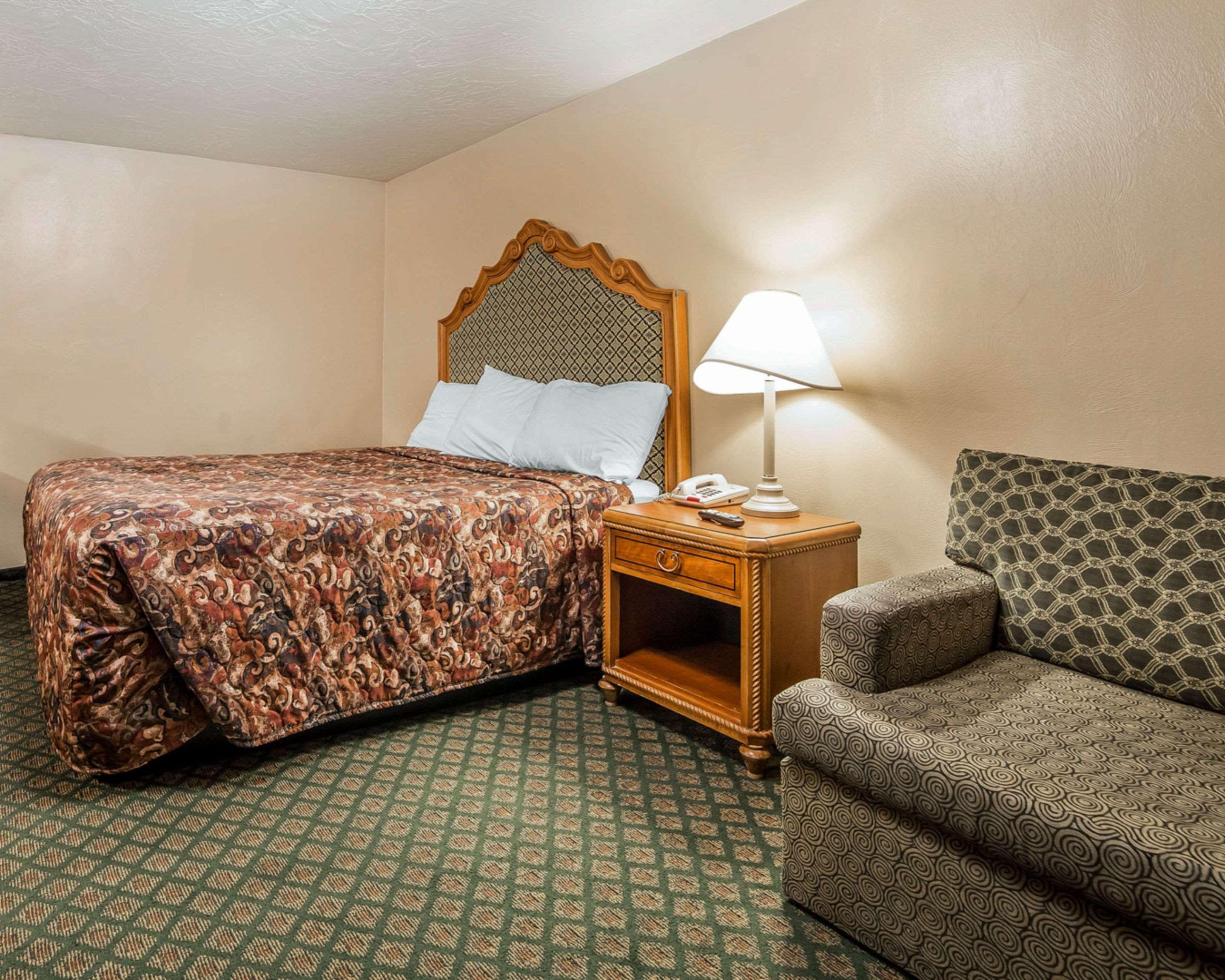 Riverton Inn & Suites ריברטון מראה חיצוני תמונה